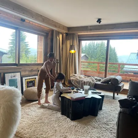 Standing - 2 To 8 People - Mont D'arbois