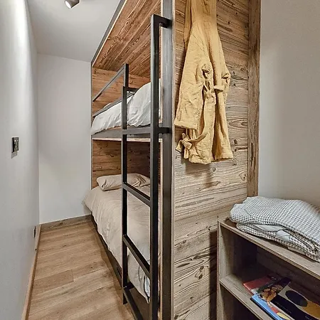 Standing - 2 To 8 People - Mont D'arbois *